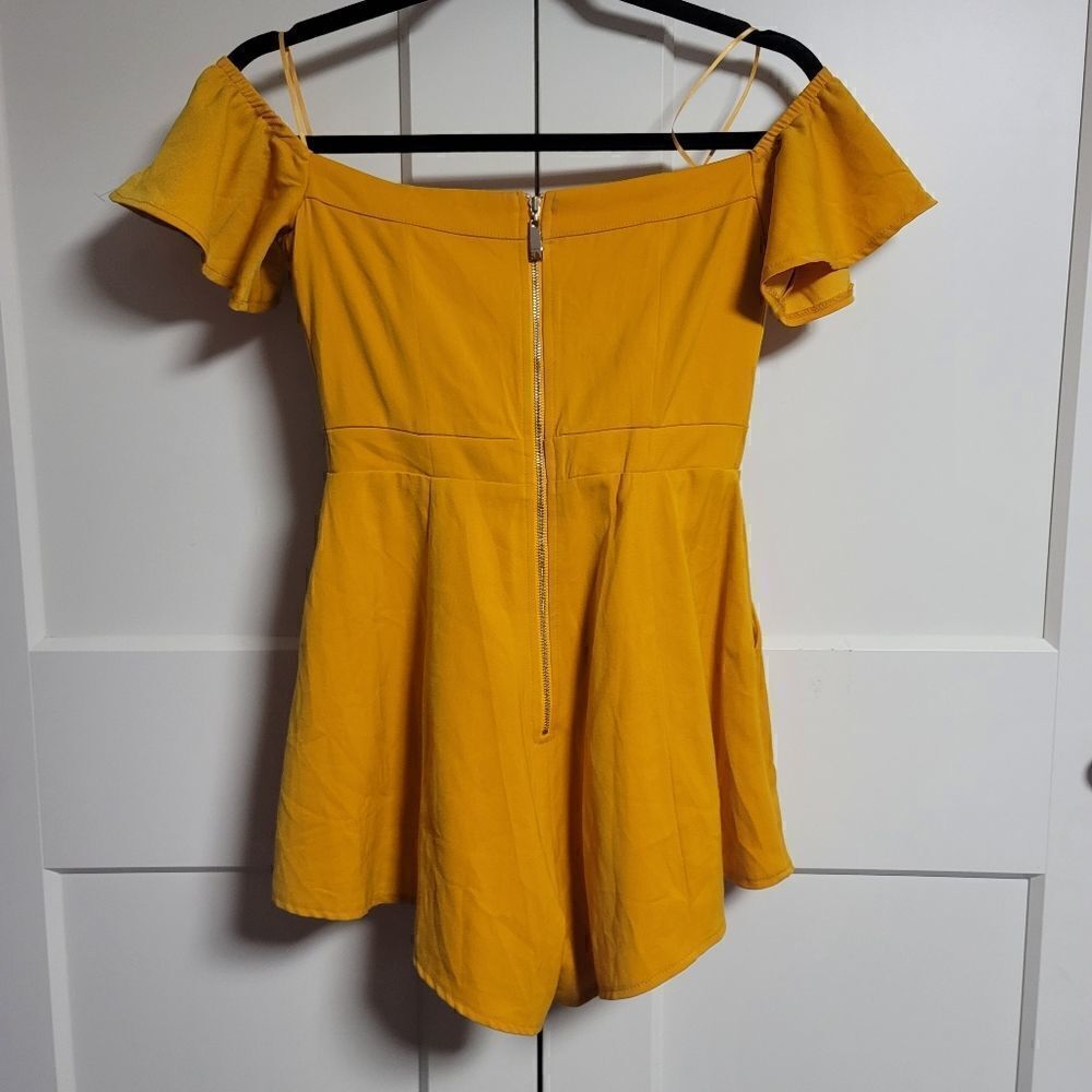 Runaway tie front romper  - Picture 14 of 15